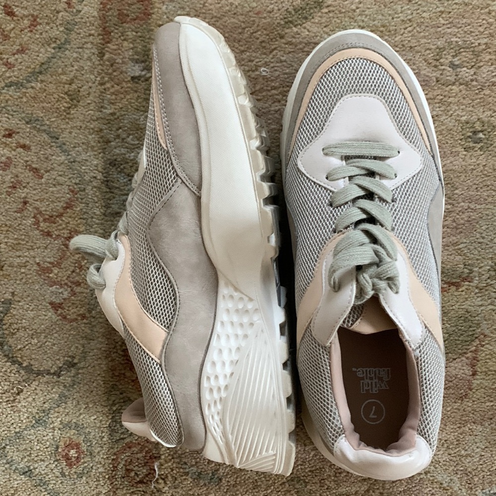 Wild Fable freshee low top sneakers